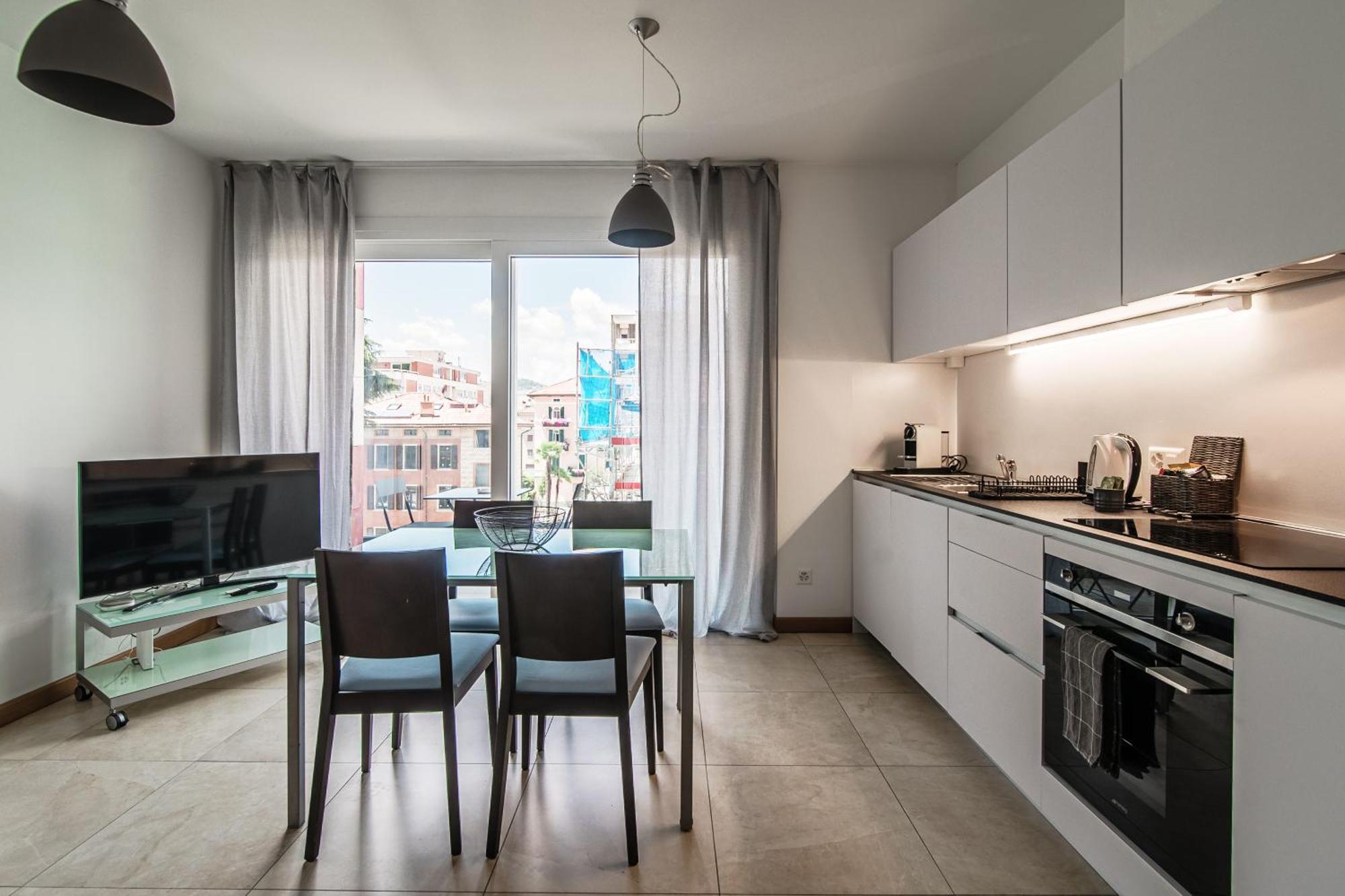 Roggia Apartments By Quokka 360 - Central Flats With Parking Space Лугано Екстериор снимка