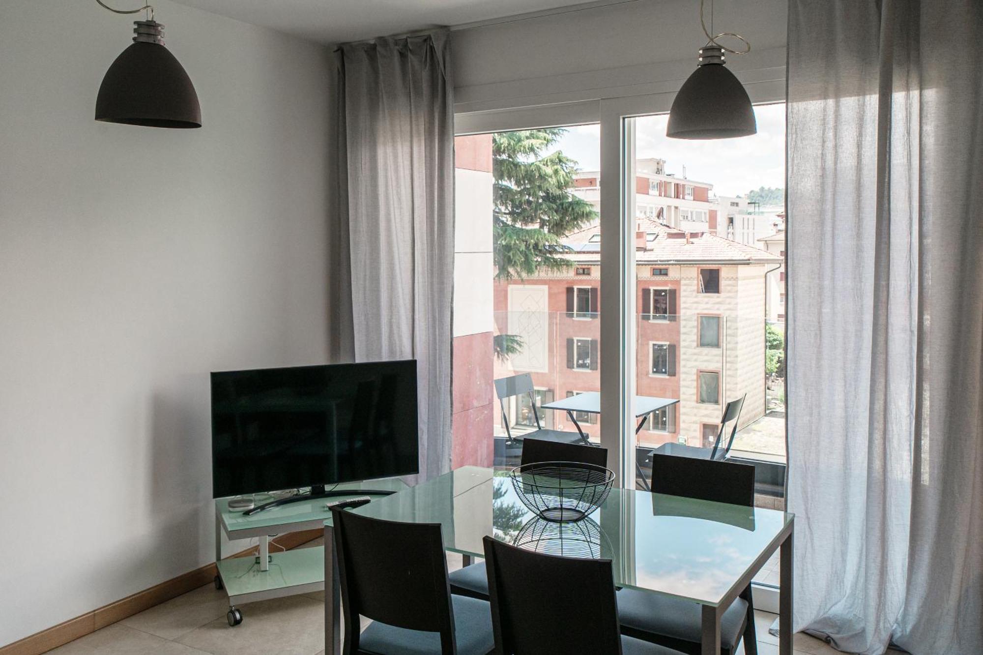 Roggia Apartments By Quokka 360 - Central Flats With Parking Space Лугано Екстериор снимка